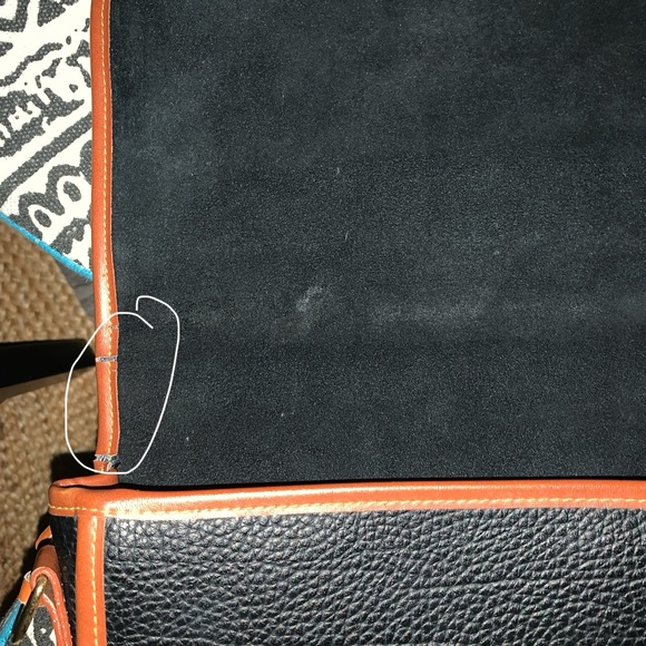 Dooney & Bourke Black and Brown Leather purse - Picture 5 of 5